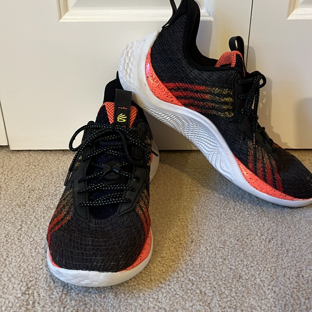 Under Armour Steph Curry Flow basketball shoes